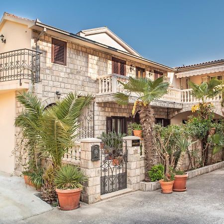 S&P City Center Apartments Kotor Bagian luar foto