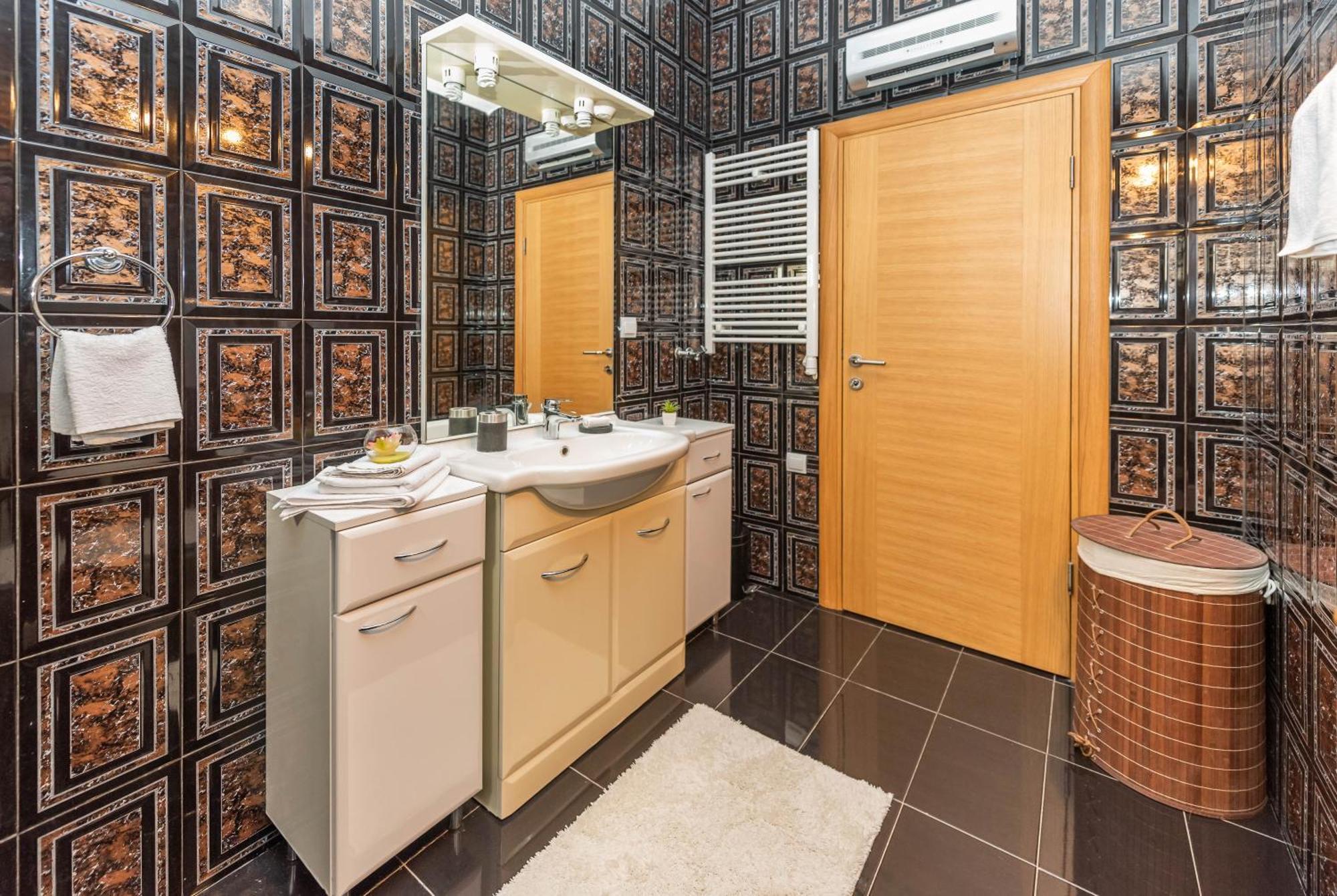 S&P City Center Apartments Kotor Bagian luar foto