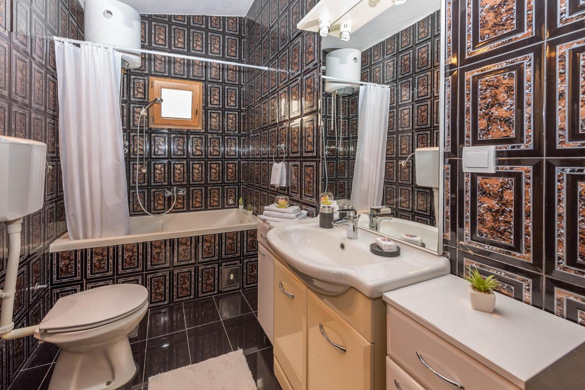 S&P City Center Apartments Kotor Bagian luar foto