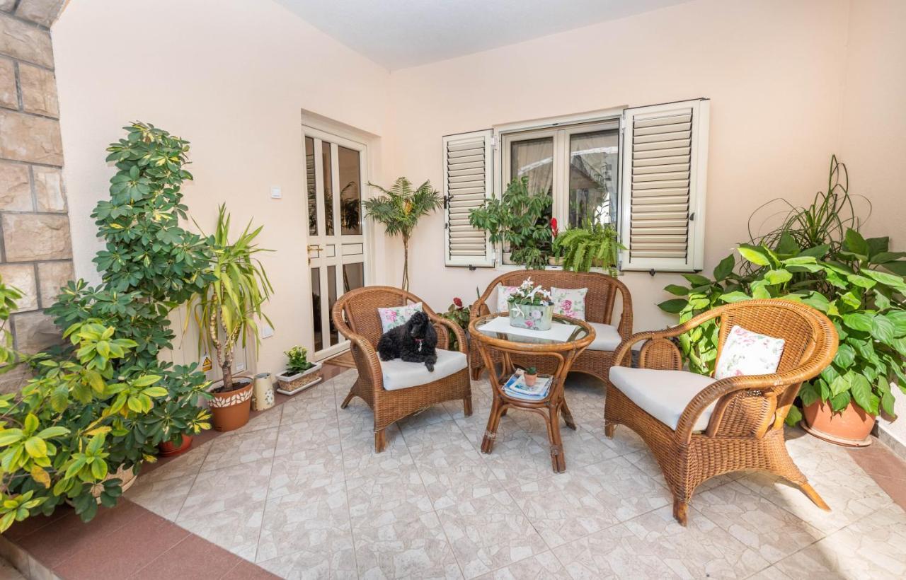 S&P City Center Apartments Kotor Bagian luar foto