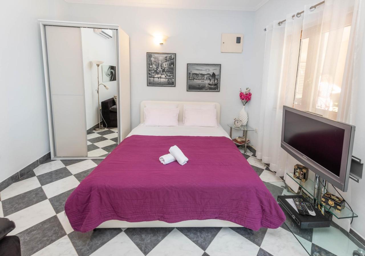 S&P City Center Apartments Kotor Bagian luar foto