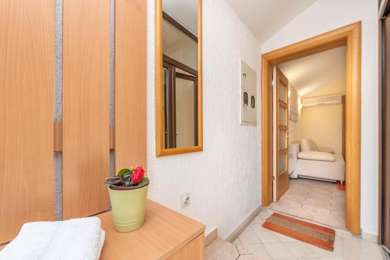 S&P City Center Apartments Kotor Bagian luar foto