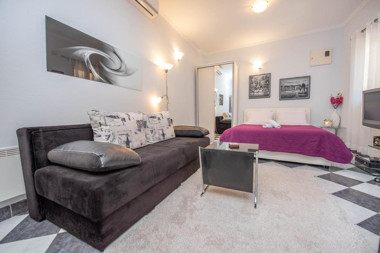 S&P City Center Apartments Kotor Bagian luar foto